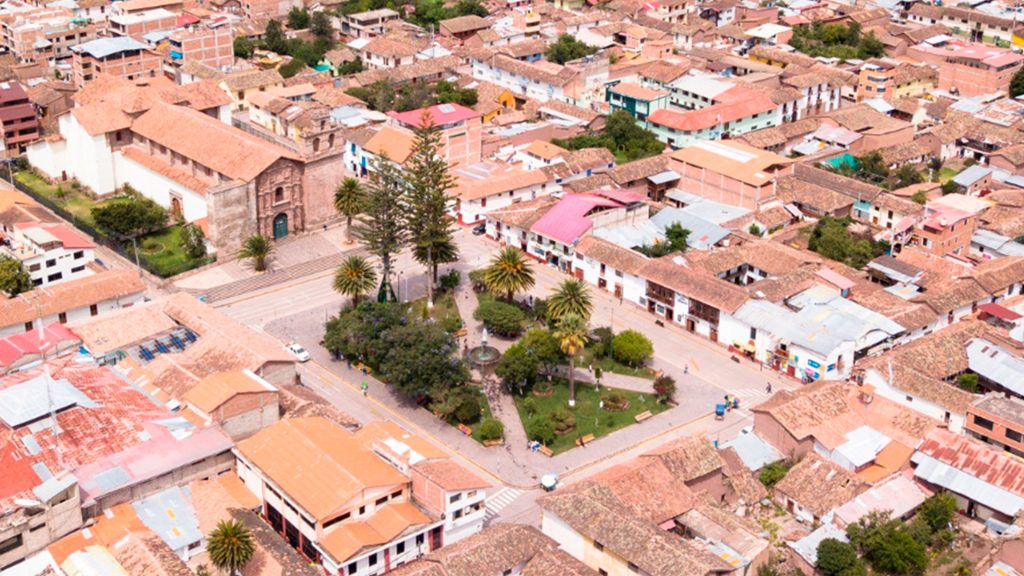 Plaza de Armas de Urubamba