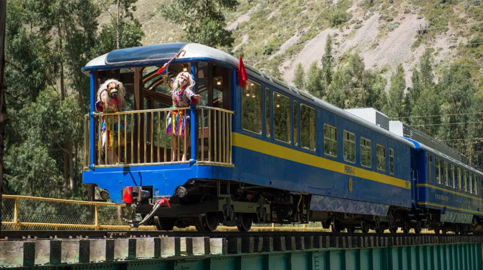 PeruRail Vistadome Observatory